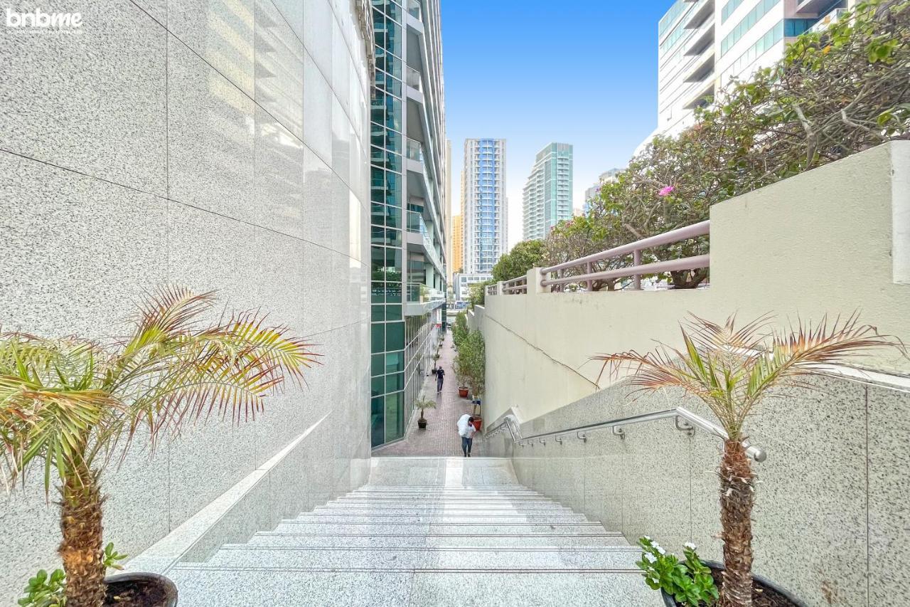 Bnbmehomes - Sit Back & Enjoy Seeing The Luxury Yachts Drive By - B67 두바이 외부 사진